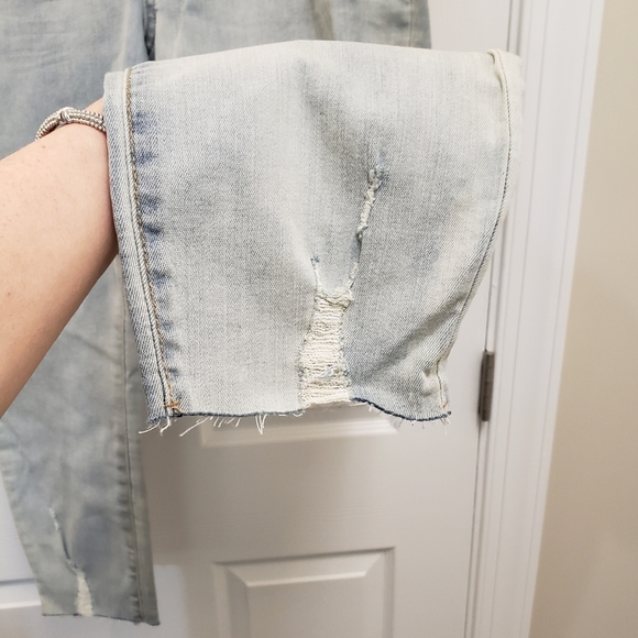 Indigo Rein, NWT, curvy high rise crop, button down distressed jeans SZ17 W32 - Picture 3 of 16